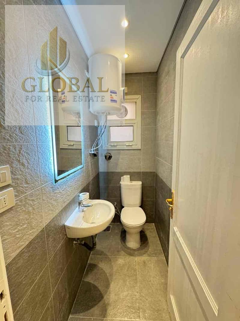 14 4e61009c-ab3d-4064-a2ff-7e8d355382ec. jpg