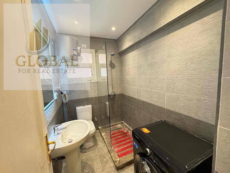 15 88ee1ed2-72b5-4c9e-9624-548e5b112a32. jpg