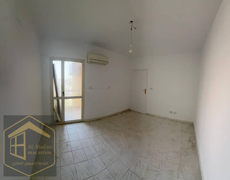 7 WhatsApp Image 2026-01-15 at 16.45. 18. jpeg