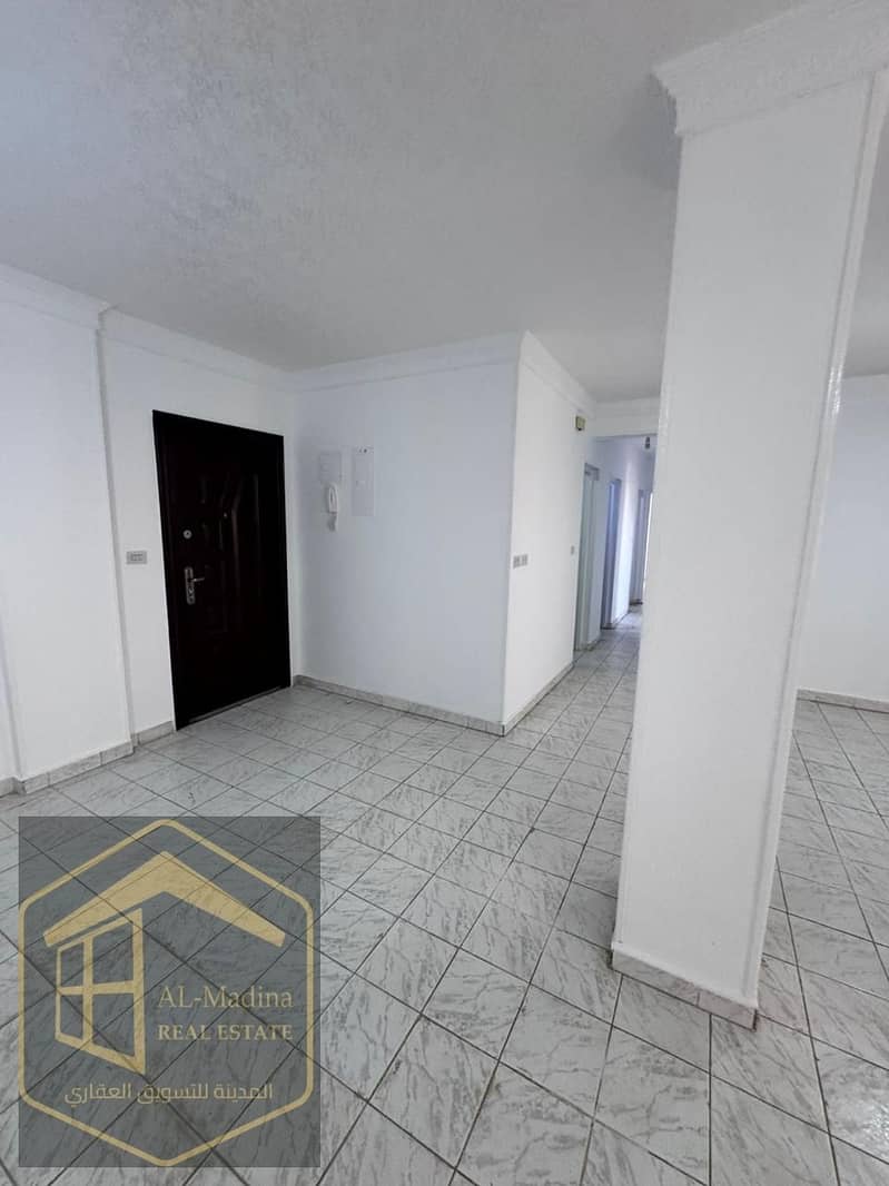 9 WhatsApp Image 2026-01-15 at 16.45. 58. jpeg