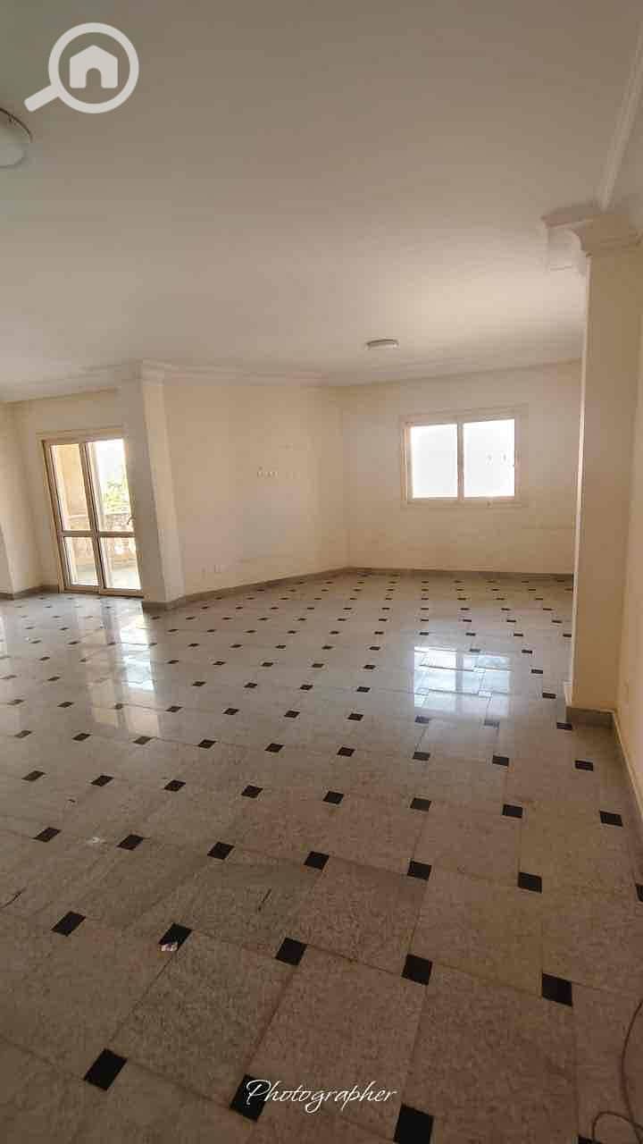 3 c2223bd0-7bbb-4468-9ca4-c58db31a2cbf. jpg