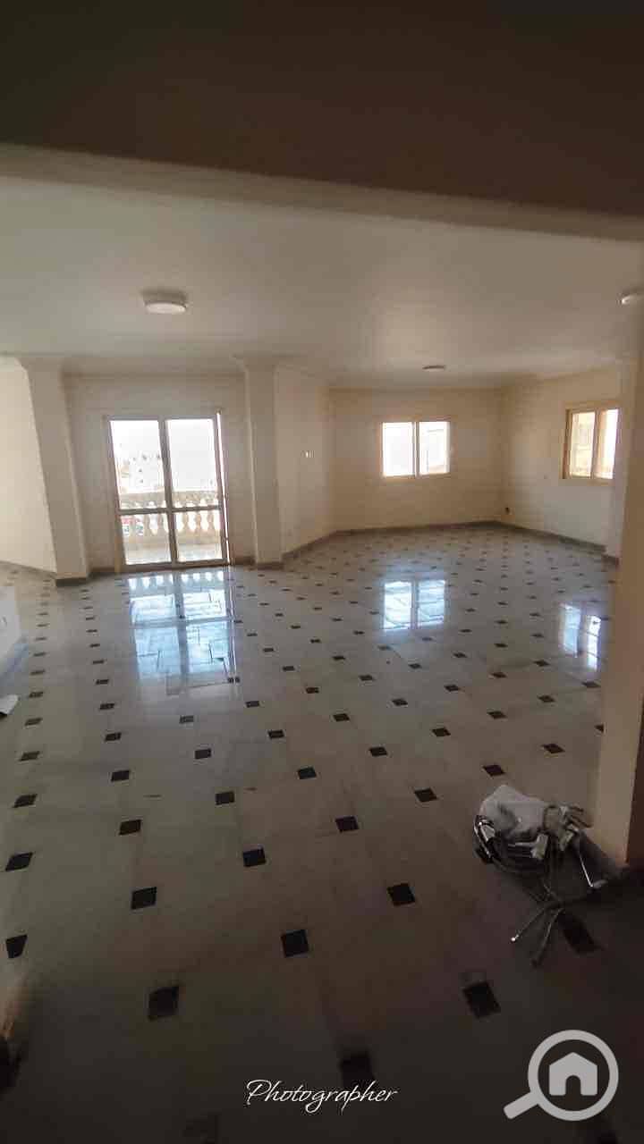 10 f7a14568-aa8f-4299-94d6-29482742bae0. jpg