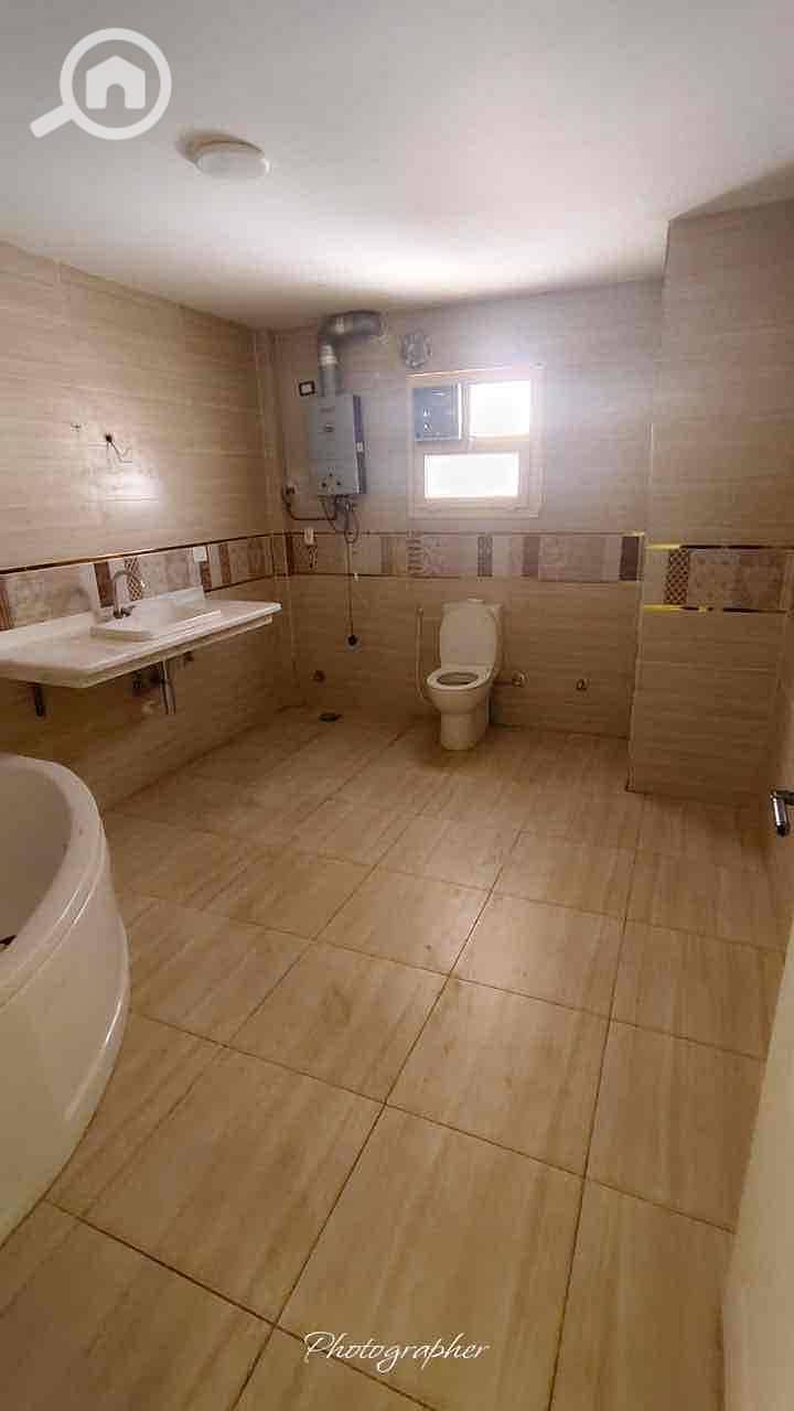 13 955b1195-575d-4207-a163-c775416d3cb6. jpg