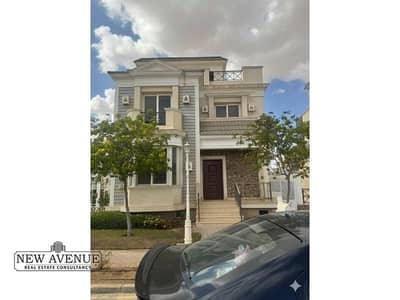 فیلا 4 غرف نوم للبيع في 6 أكتوبر، الجيزة - WhatsApp Image 2025-12-28 at 2.43. 40 PM (2). jpg