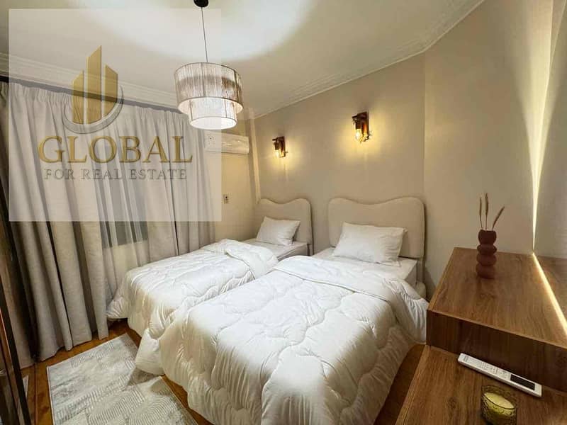 10 2426a3f2-1d28-4306-9f41-5ed5e571c31a. jpg