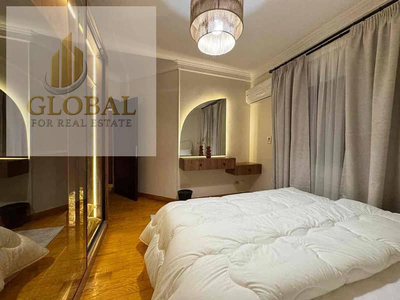 12 113d9b78-d5f5-4e01-a3d7-c2e6465aaa1d. jpg