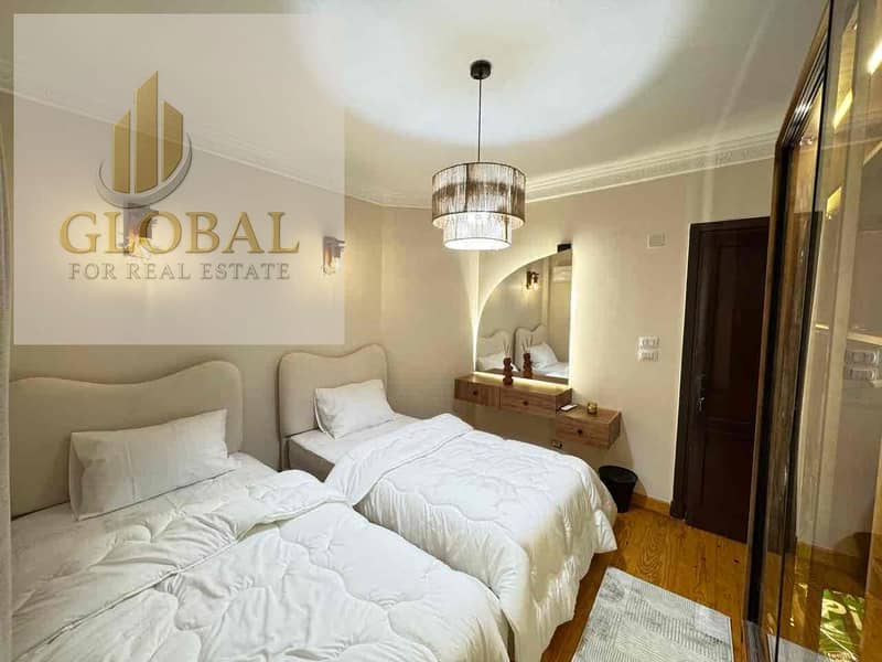 14 f937189b-a8ed-4f76-b4bf-fa025c4f4743. jpg