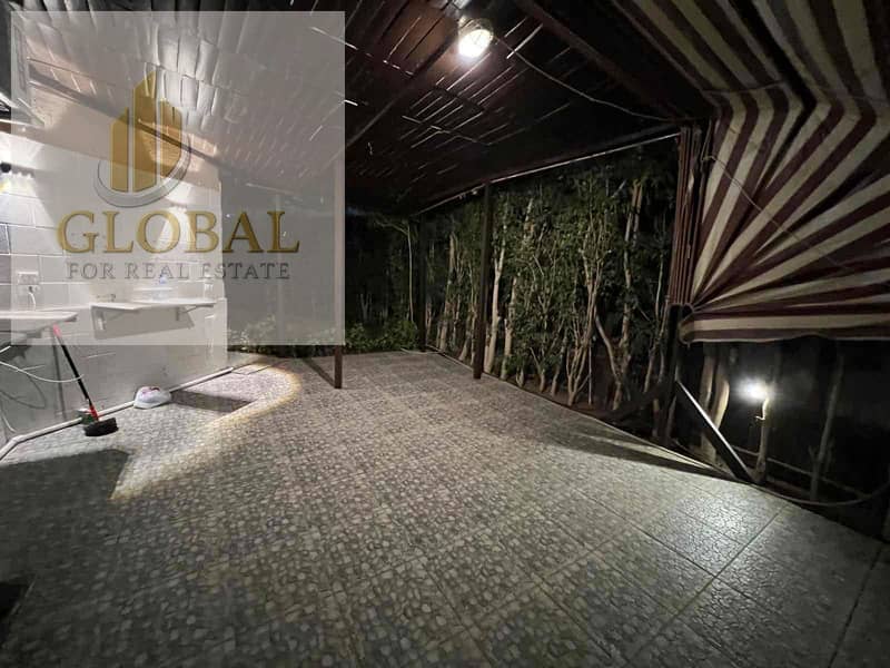 24 4cf97999-2213-4159-9905-5314cfeeadc4. jpg