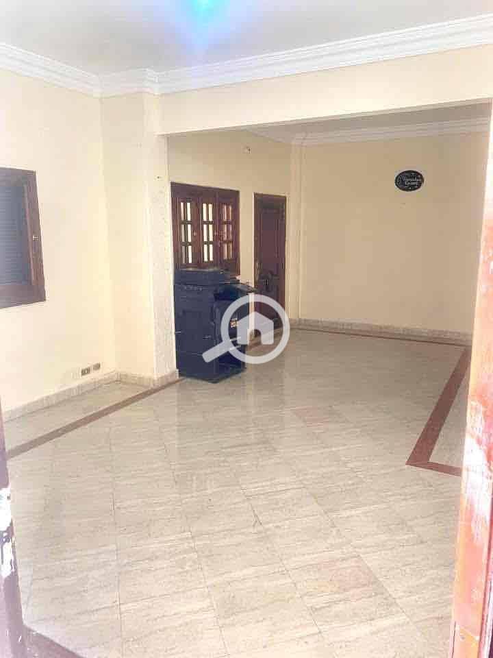 2 93359214-3d3a-423e-a680-2a074285cab9. jpg