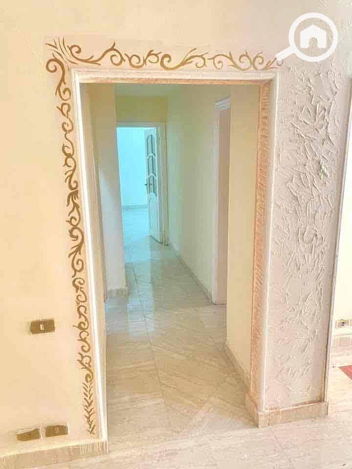 4 07b77005-f206-4dd9-b49e-1a4258b33925. jpg