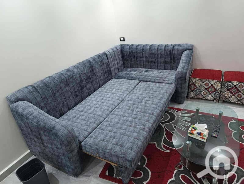 3 b8beb7ac-9c26-42a4-8ce5-ed8c5fc1d93a. jpg