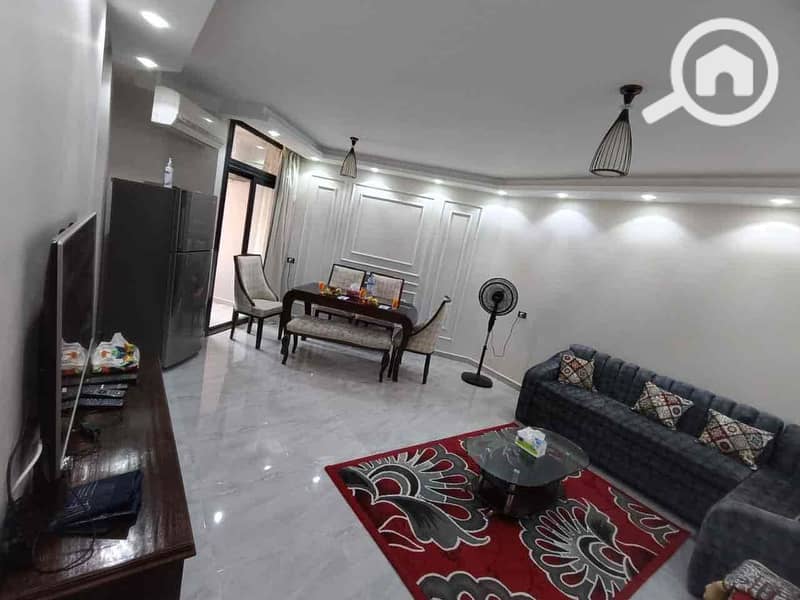 4 c398a6be-e293-4590-aa3c-0ba59d152b33. jpg