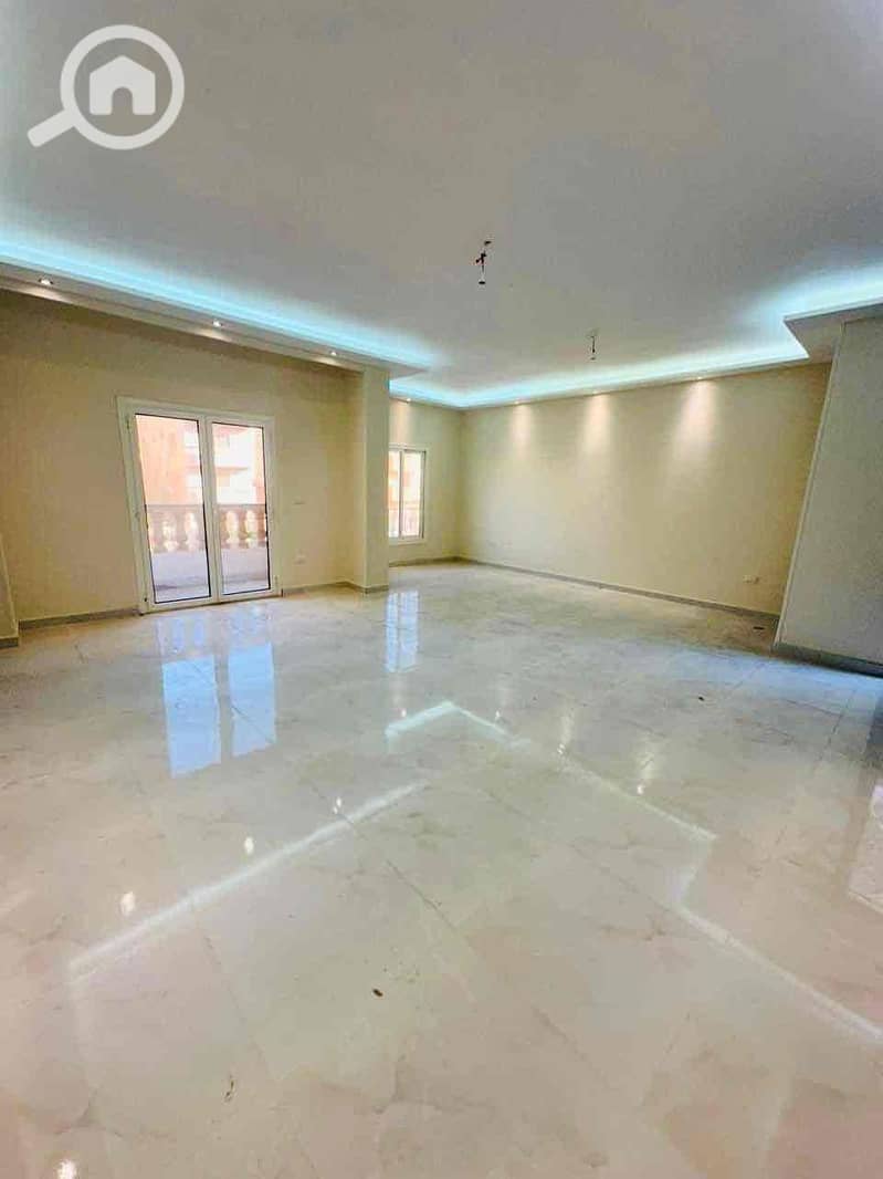 2 3894b4ba-8955-4454-a153-72a16e5b07d2. jpg