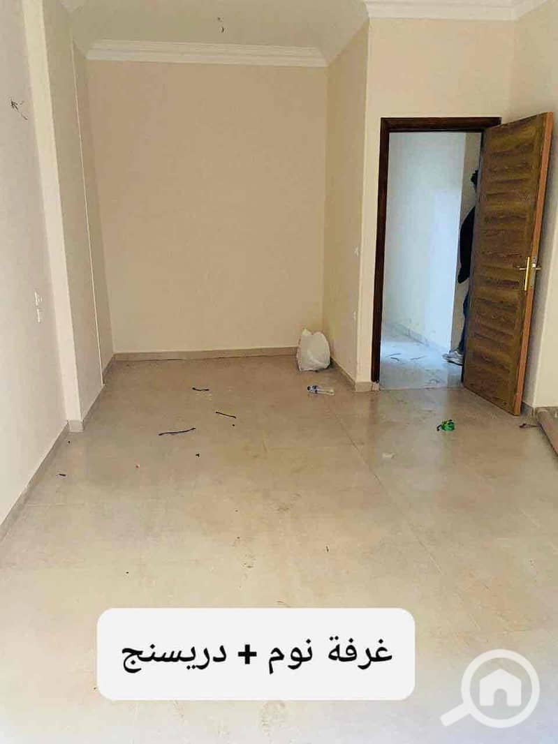 4 f7b4c9a7-9047-45de-b3b1-0e50c27a4d20. jpg