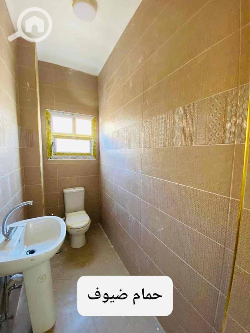 7 fcee634d-4916-469e-9dbc-55b2b1d71f03. jpg