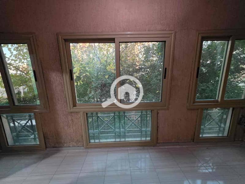 22 5a75901b-c54a-41e9-8638-8dcc890d129a. jpg