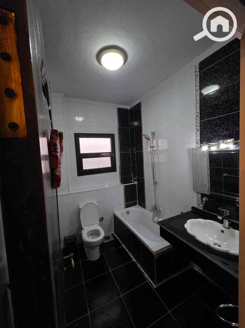 23 0c8c42b1-a562-4397-b546-b70c7fa637ea. jpg