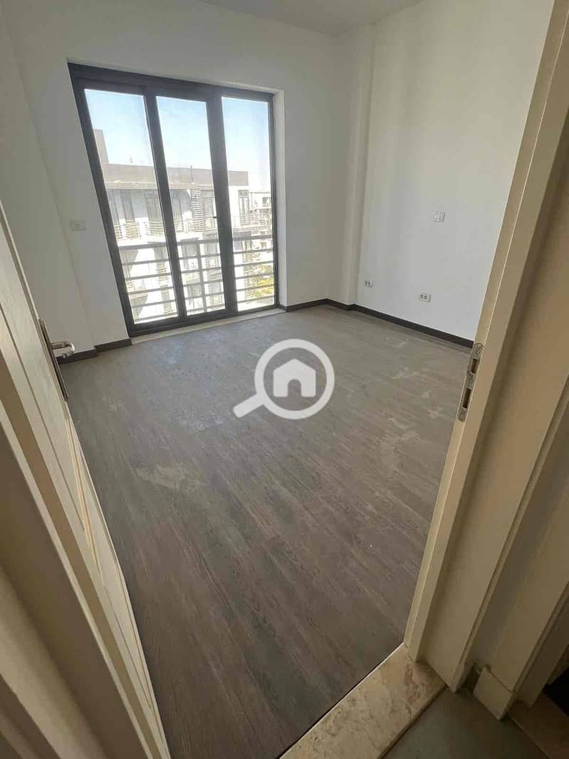 2 423bec33-750a-442a-9140-5ad0965fe862. jpg