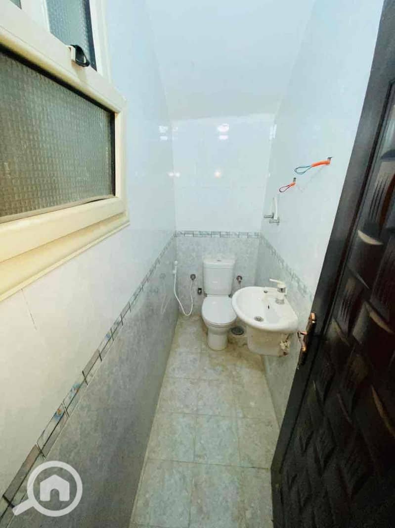 17 a9cf8b24-e2e8-4dd7-a79d-de9cd1f28105. jpg