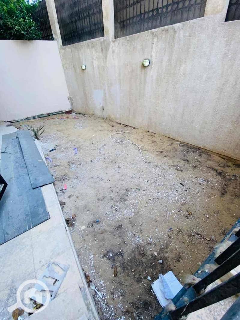 22 684245a7-a2e1-473d-95d2-f2cea46657eb. jpg