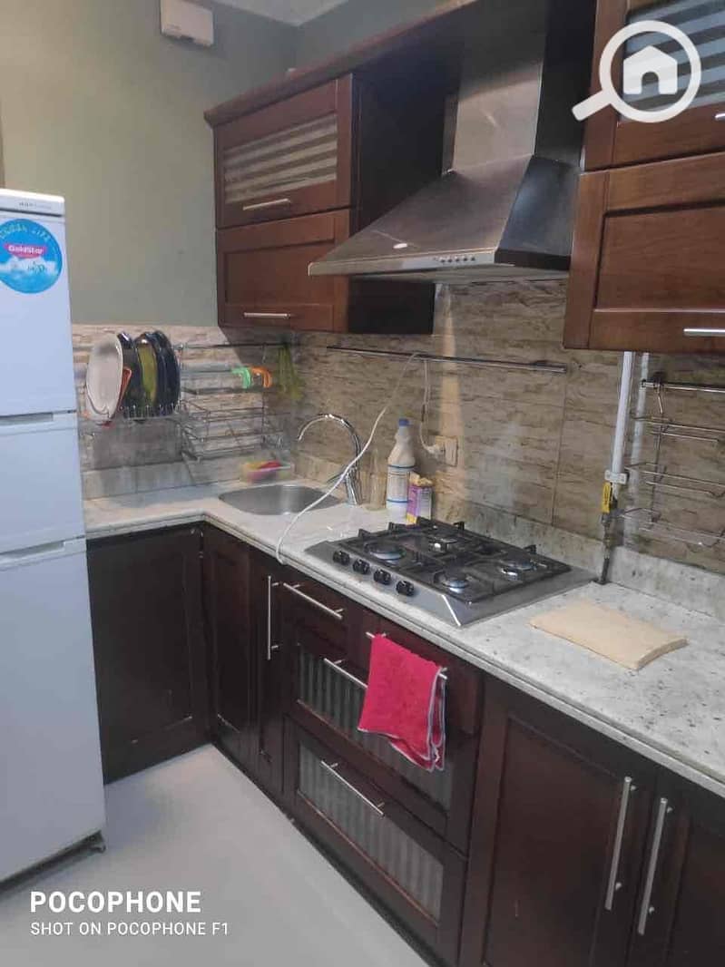 11 774a1ca6-f7fc-4d86-bfb9-c3a6098d4cff. jpg