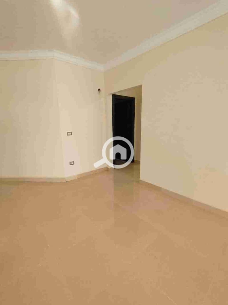 2 FB_IMG_1762826159680. jpg