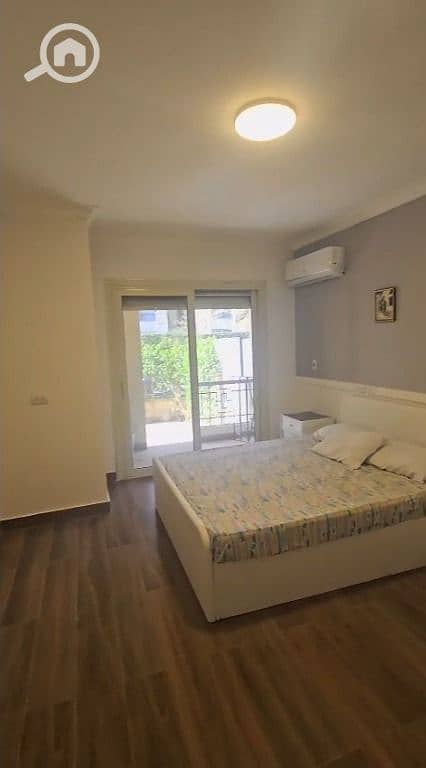 4 7bc7cdb7-4c75-4ae8-bcbe-31254569aa99. jpg