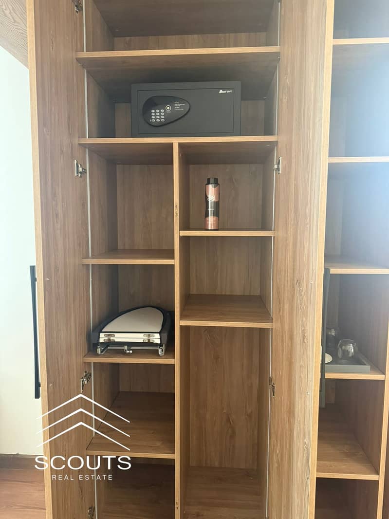 4 dc173fe8-e3bb-487d-9860-3f77d0d171a6. jpeg