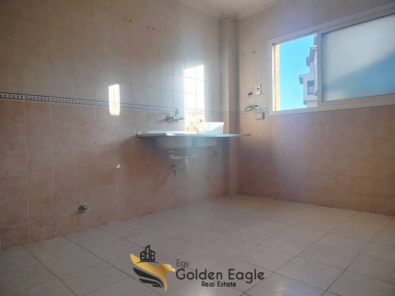 6 613741344_1557339728829887_1352703203076206039_n. jpg