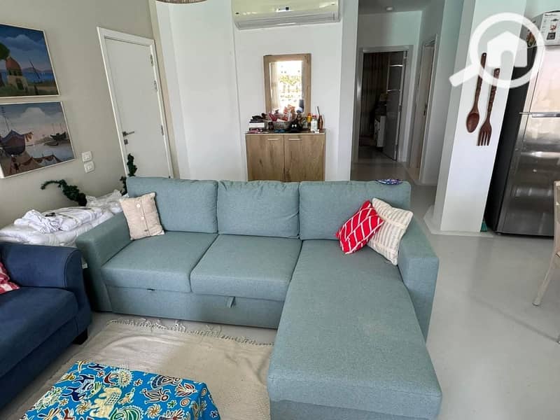 8 8a0e9439-93cd-42f3-ae3d-42c18e7e61f0. jpeg