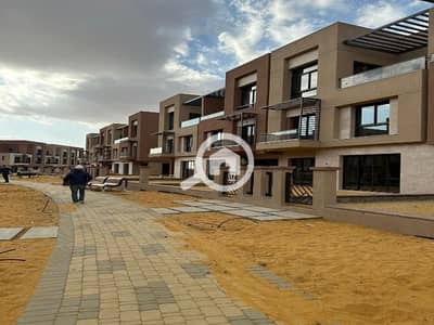 تاون هاوس 3 غرف نوم للبيع في القاهرة الجديدة، القاهرة - WhatsApp Image 2026-01-04 at 6.03. 16 AM (1). jpg