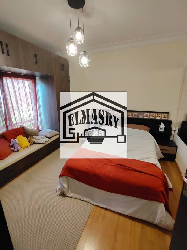 10 a42cd57b-93fc-415b-aab7-37be8080b557. jpg