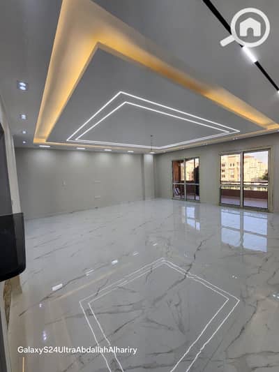 3 Bedroom Flat for Sale in Sheikh Zayed, Giza - WhatsApp Image 2026-01-04 at 10.18. 08 PM (1). jpeg