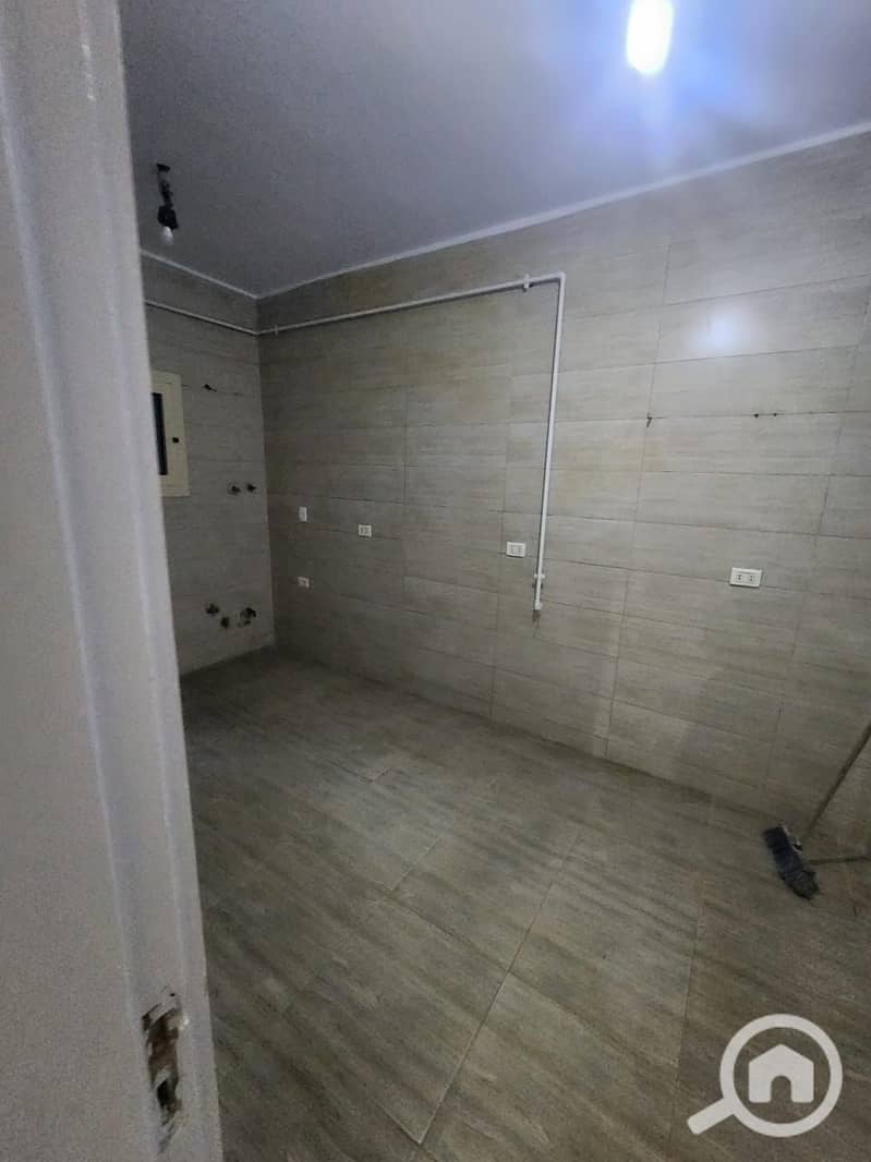 8 WhatsApp Image 2026-01-07 at 11.06. 47 PM. jpeg