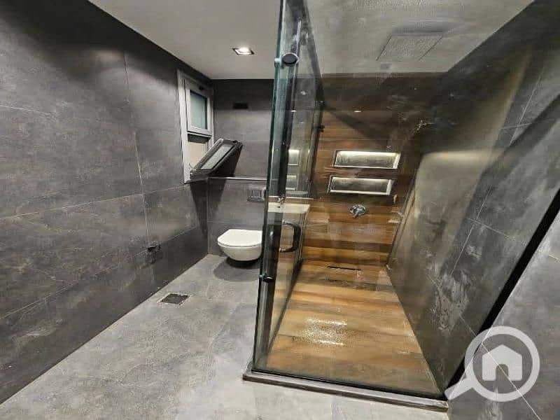 4 WhatsApp Image 2026-01-06 at 3.12. 30 AM (1). jpg