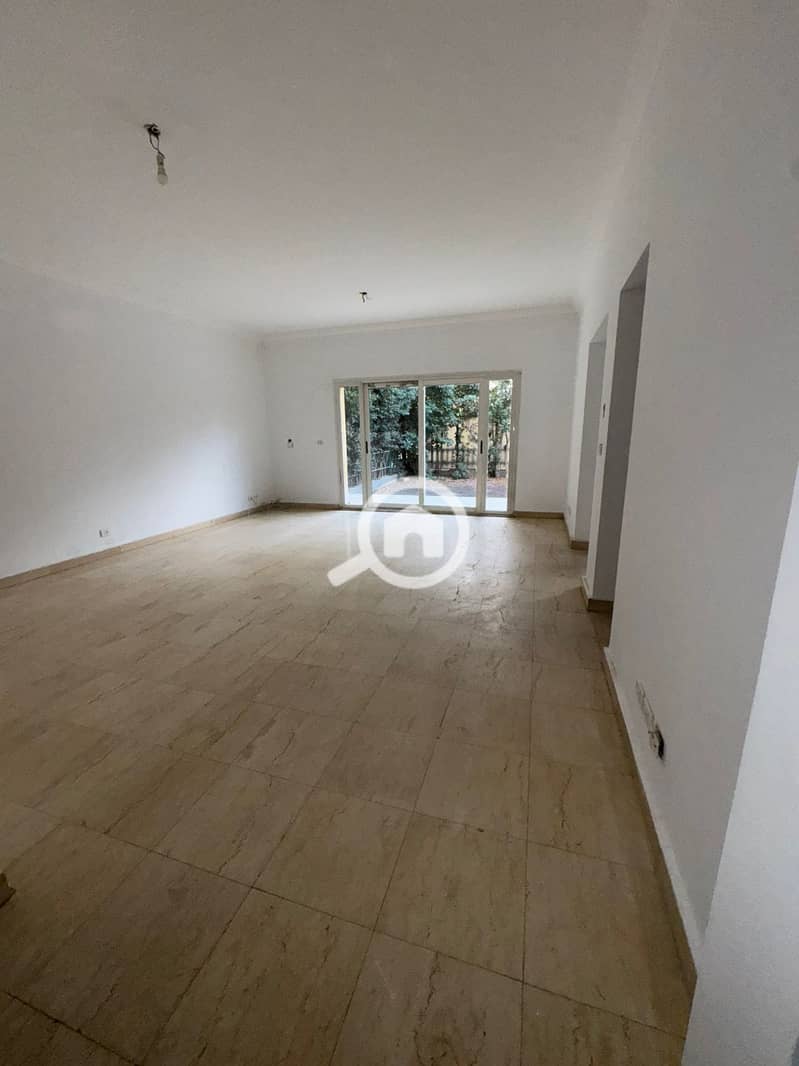 2 2e39bbd7-26ba-4983-b1a3-8ff665cc62fa. jpg