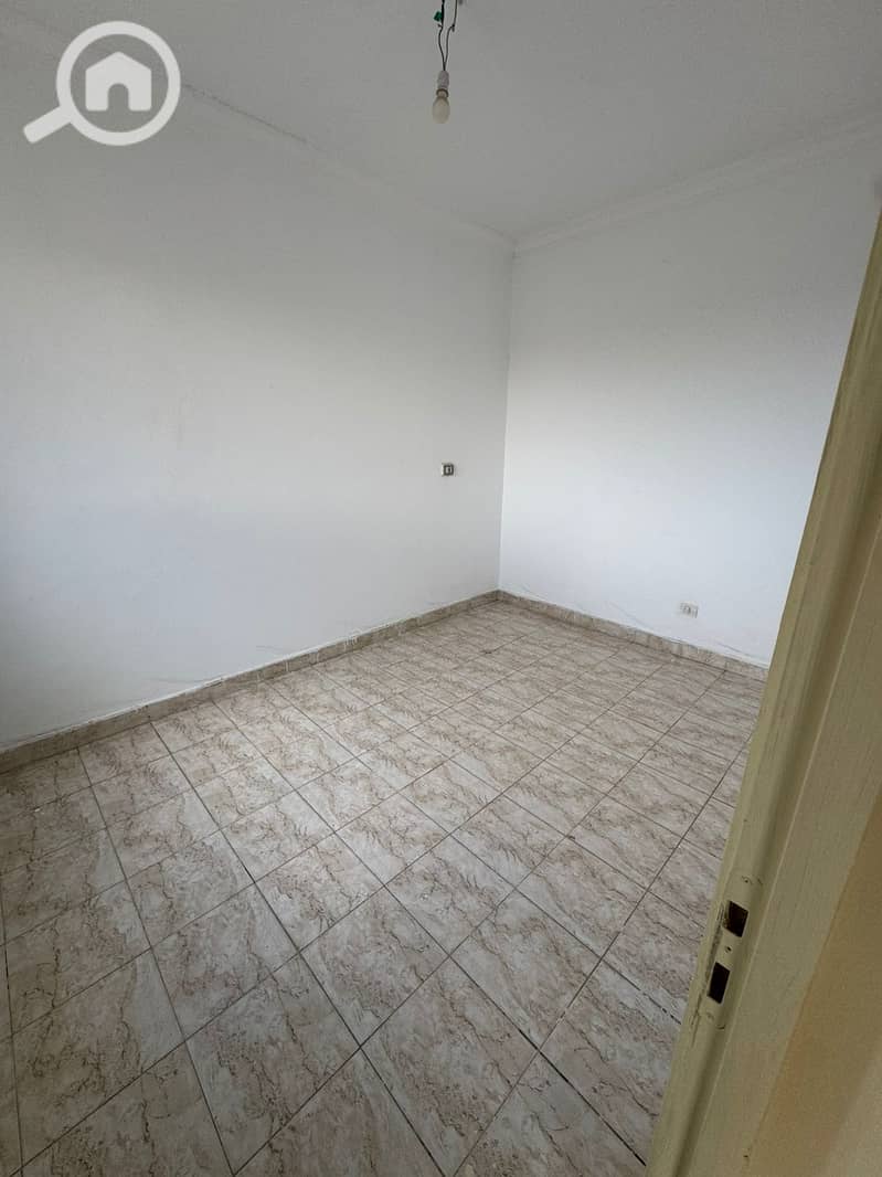 14 edeb730b-421d-4418-9f31-7913a1e41c0a. jpg