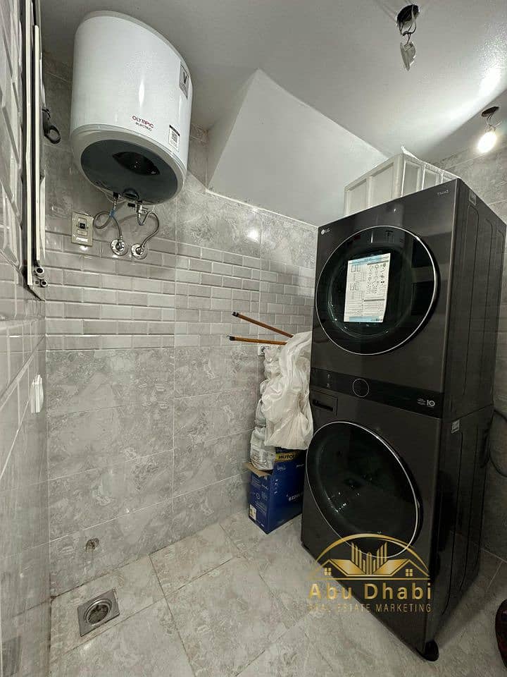 10 558040473_795529346557297_8787260168292229474_n. jpg