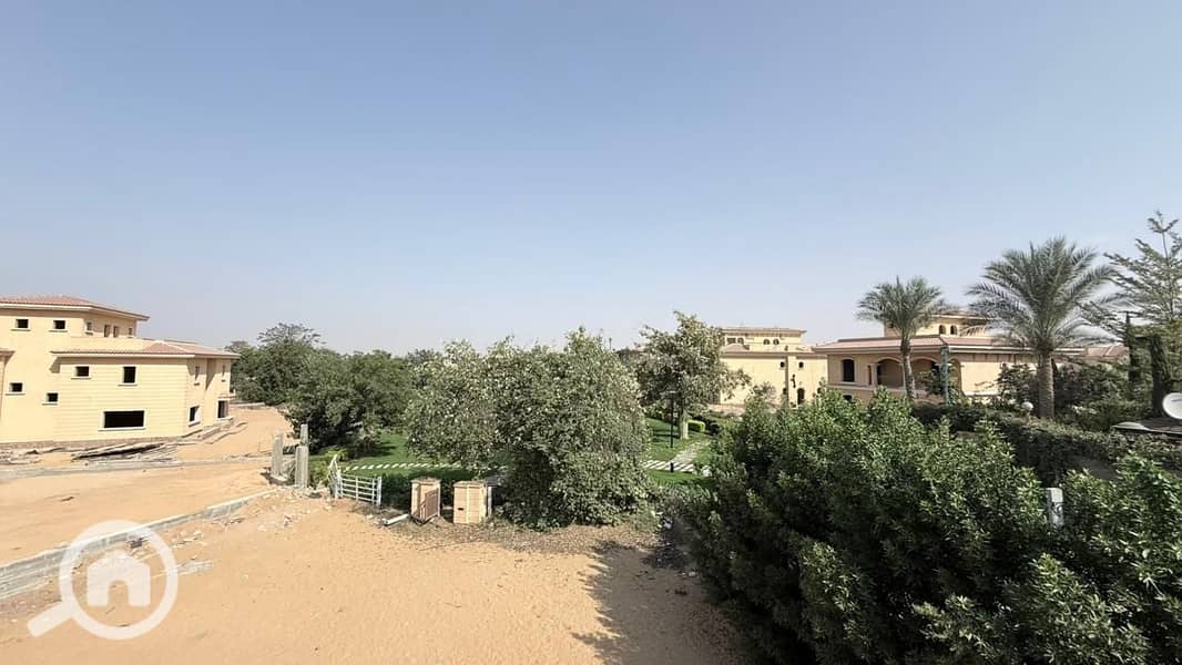 10 71320e4c-5af7-45af-a809-246ddbd77c33. jpeg