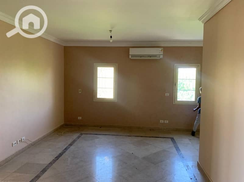 10 a9e1d188-3437-46e7-8a3b-cf8a256dd635. jpg