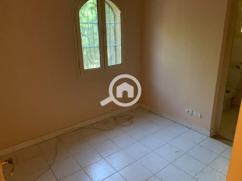 13 b8e60902-a842-4a64-9871-8ea61d9c8bcd. jpg