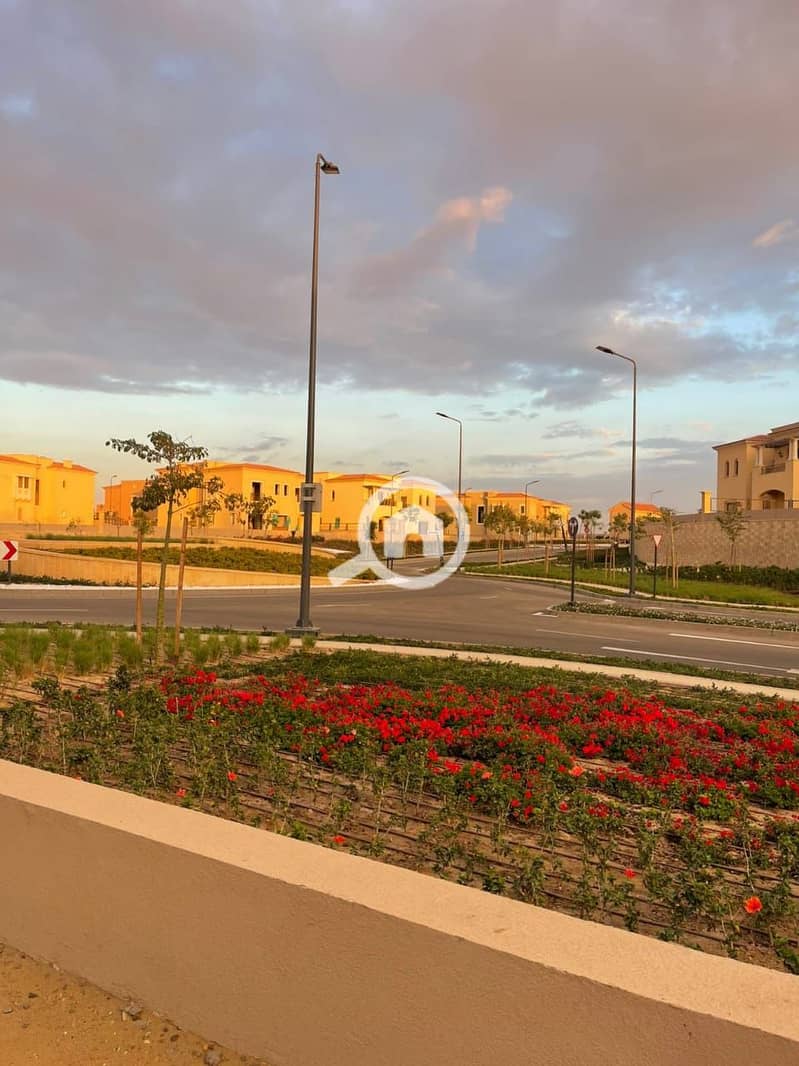 6 1c34d2bd-1dfd-4bec-a6e1-cce3d5e776a9. jpg