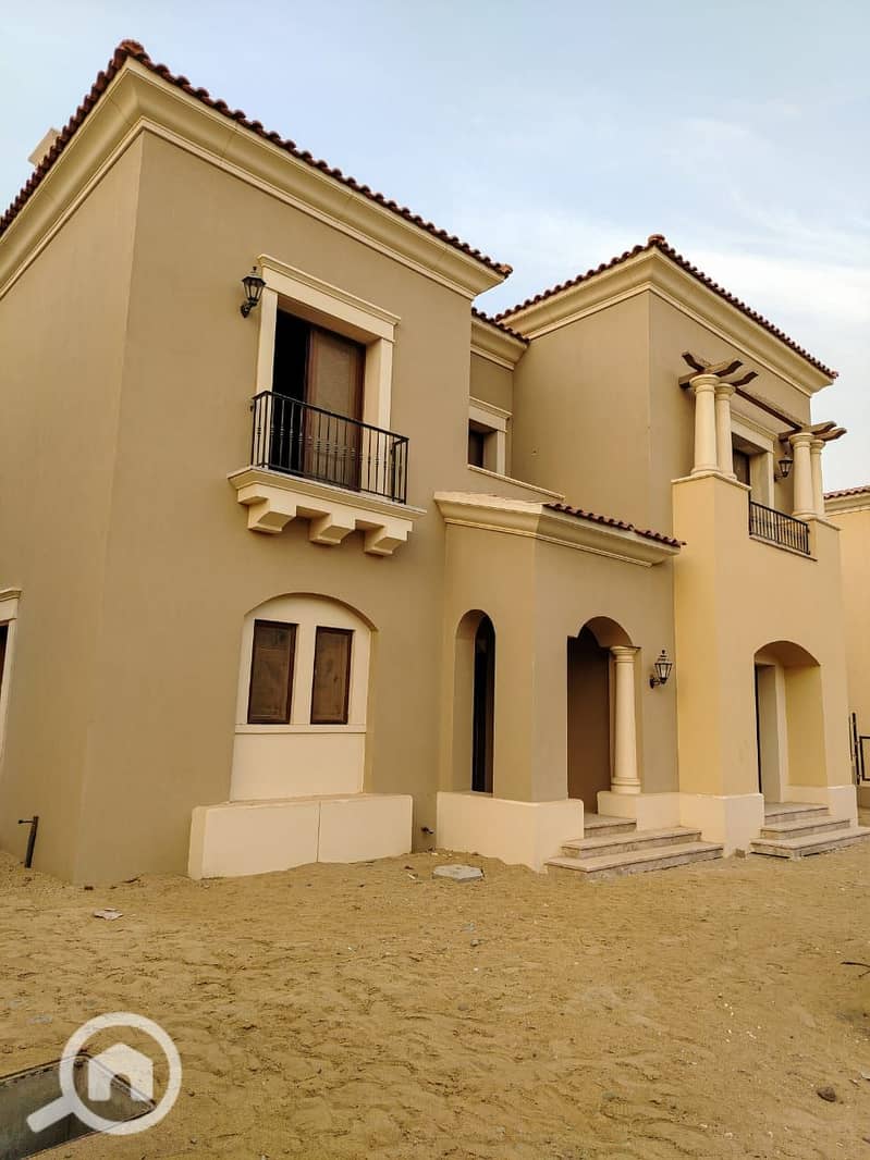 2 7054d7ac-7a39-4c24-8830-7e11f6af01bb. jpg