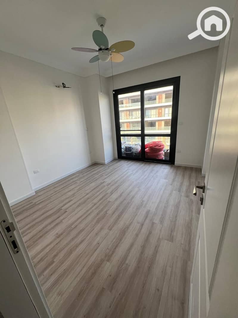 6 19c70702-0f73-447e-99d3-7718c92e9714. jpg