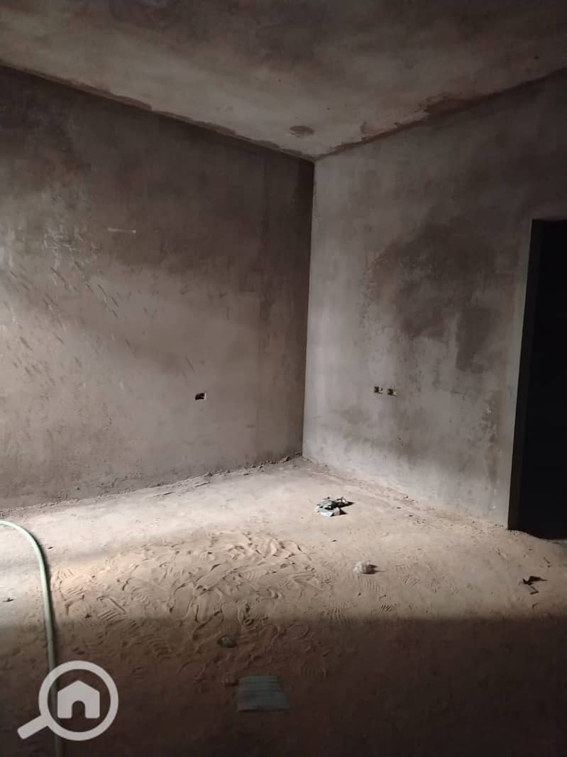 2 f5705480-30b5-45d2-afc3-8709b2149857. jpg