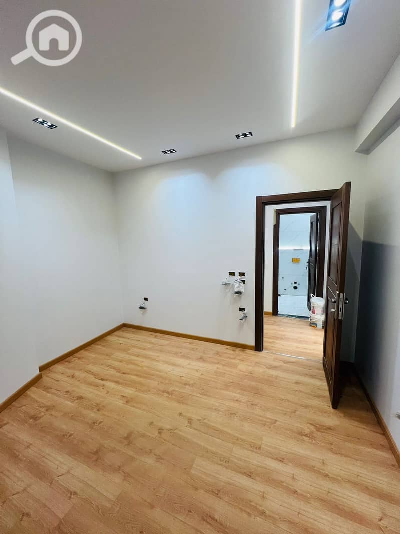 15 WhatsApp Image 2026-01-15 at 3.52. 03 PM (1). jpeg