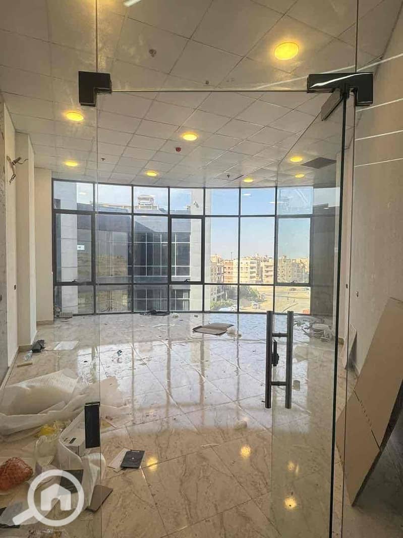 2 ecbfe6f0-516e-4ad1-9d41-39913676d739. jpg