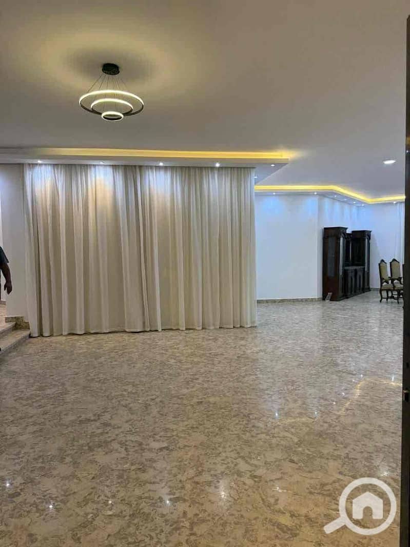 14 64b9d41a-f612-4625-8a5f-f309a1806aeb. jpg