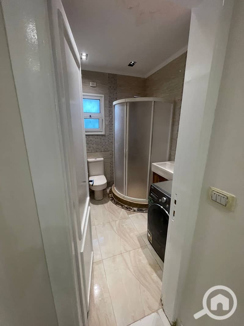 14 38896e0f-3da6-40dd-af77-836dcb7bcc16. jpg