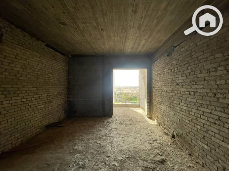 2 0db8cc24-9fc9-4891-b77d-5ad1cf22f81b. jpg